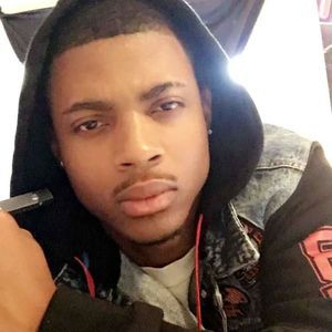 Meet your Posher, Dontae